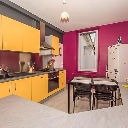 3 Chambres Spacieuses - 2 Min A Pied Gare Bourg-en-Bresse Buitenkant foto